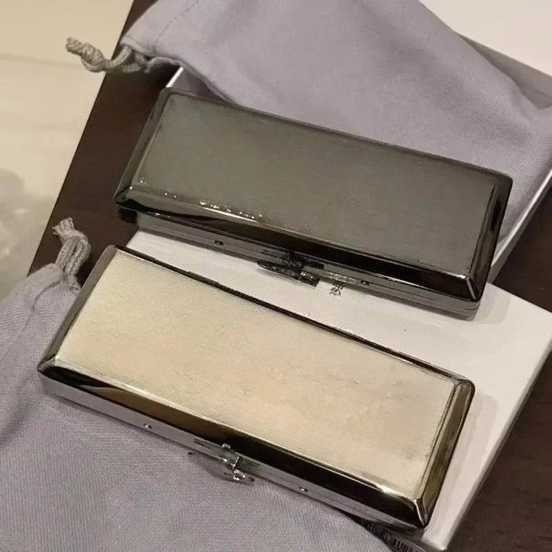 Men Accessories Gift Box - علبة سجائر محمولة فاخرة من سبائك