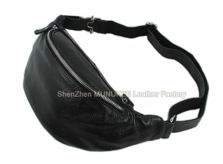 حقيبة خصر من الجلد الطبيعي للر - مراجعة Men Accessories Pack وسعره